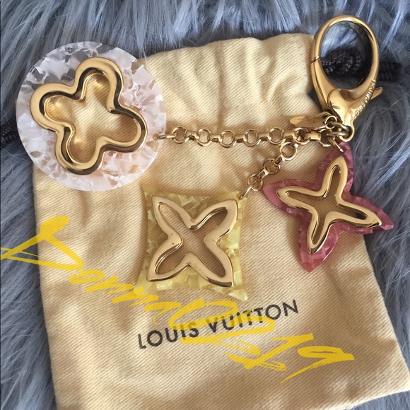 Louis Vuitton Accessories - 🌸Louis Vuitton sac Bijoux Insolence charm